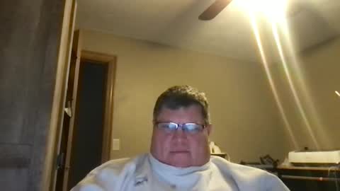 hmmtat online show from December 4, 9:35 pm