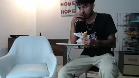 holy_sin online show from January 16, 1:36 pm