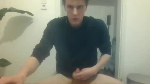 holydegenerate online show from March 9, 7:08 pm