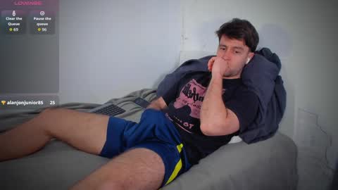 Andrew online show from March 27, 7:23 am