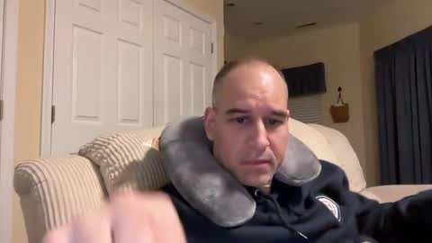 Snapshot of honey_man14 chatting on February 27, 4:31 am honey_man14 online show from February 27, 4:31 am