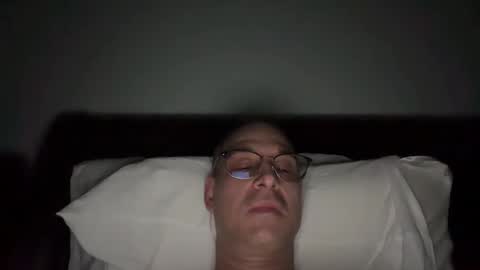 Snapshot of honey_man14 chatting on March 4, 1:45 am honey_man14 online show from March 4, 1:45 am