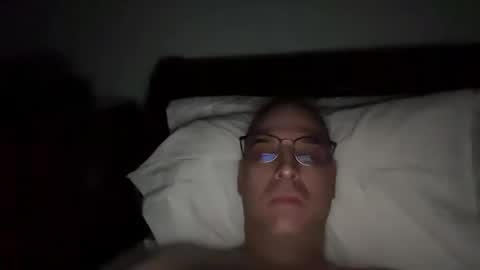 Snapshot of honey_man14 chatting on March 2, 2:51 am honey_man14 online show from March 2, 2:51 am