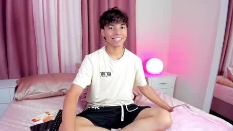 honeymoon_sariel online show from November 16, 7:49 pm