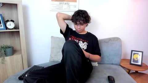 honeymoon_sariel online show from February 5, 2:02 pm