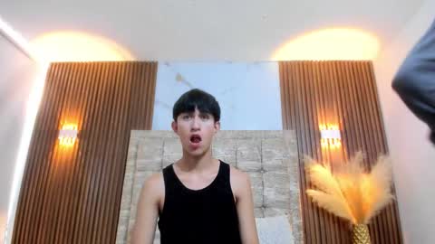 hoot_booys_ online show from October 25, 8:21 pm