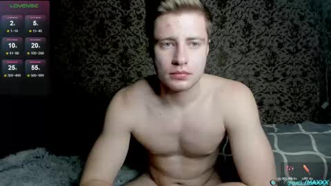 Max online show from December 14, 7:54 pm