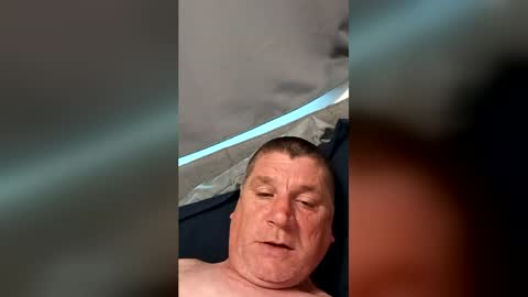 hornyman6942842 online show from June 23, 11:40 pm