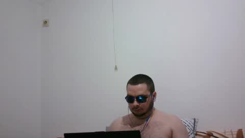 hornymonkey991 online show from May 2, 2:03 am