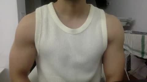 hornyspaniard93 online show from March 23, 11:43 pm