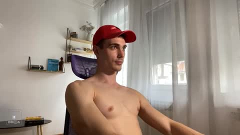 Travis online show from September 11, 2:49 pm