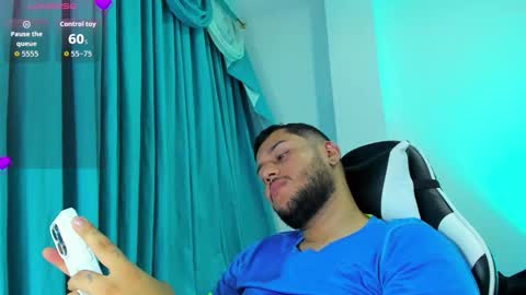 Alejandro online show from March 26, 7:29 pm