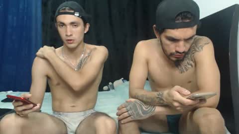 Hot Sharks   online show from April 8, 7:30 am