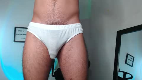 Snapshot of hotboyneon490 chatting on September 24, 3:21 pm Alex Neon online show from September 24, 3:21 pm