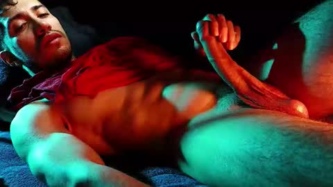 Hotlatinking online show from January 9, 10:59 pm