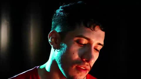 Hotlatinking online show from January 31, 9:35 pm