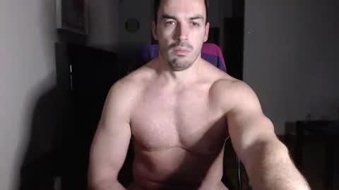 Snapshot of hotmanhotman93 chatting on December 2, 5:13 pm Rick online show from December 2, 5:13 pm