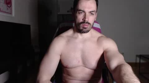 Snapshot of hotmanhotman93 chatting on February 3, 4:41 pm Rick online show from February 3, 4:41 pm