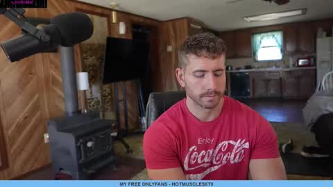 Snapshot of hotmuscles6t9 chatting on March 11, 4:40 pm hotmuscles6t9 online show from March 11, 4:40 pm