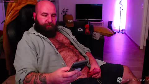 Hotokkar online show from April 15, 10:10 pm