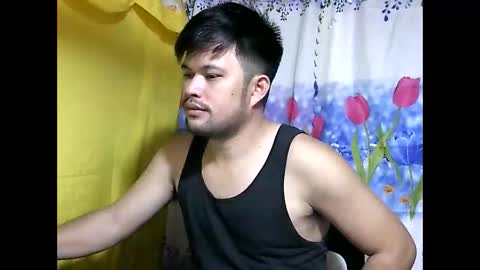HottestPinoy32 online show from May 22, 1:27 pm