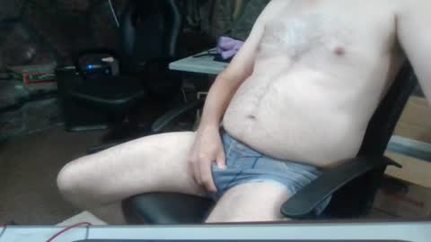 Snapshot of houstonbored chatting on October 12, 6:02 pm houstonbored online show from October 12, 6:02 pm