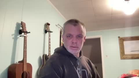 howlingatnothing online show from April 2, 2:20 am