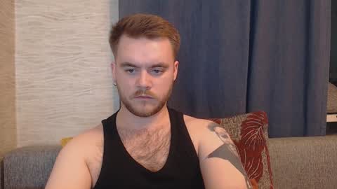 Snapshot of hugo__brad chatting on December 24, 7:44 pm Hugo online show from December 24, 7:44 pm
