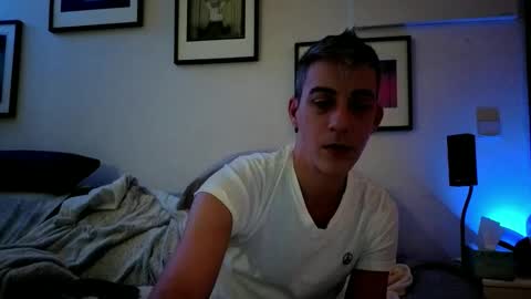 Hugo online show from February 21, 9:27 pm