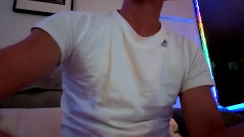 Snapshot of hugolandcam chatting on September 10, 8:18 pm Hugo online show from September 10, 8:18 pm