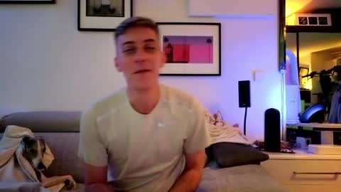 Snapshot of hugolandcam chatting on January 13, 9:42 pm Hugo online show from January 13, 9:42 pm