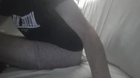 hugx29 online show from April 13, 1:17 am