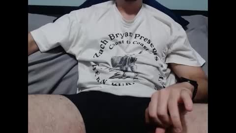Snapshot of hungchungus420 chatting on February 2, 2:17 am HungChungus420 online show from February 2, 2:17 am