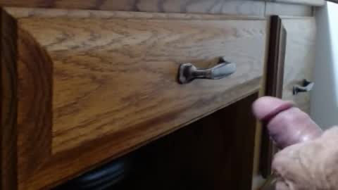 hungsofine online show from April 19, 9:28 pm