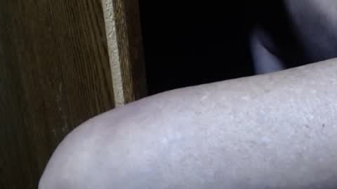 hungsofine online show from December 14, 9:56 pm