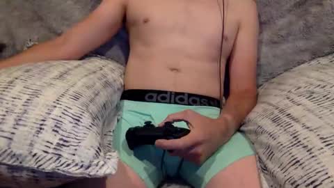 Hunkhog online show from May 30, 3:23 pm