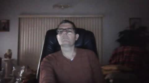 hunkmasclefad458 online show from June 2, 4:46 am