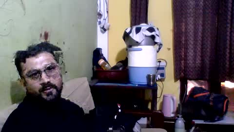 hunkster102 online show from February 9, 5:08 am