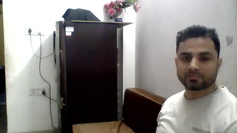 hunkster102 online show from March 20, 4:44 pm