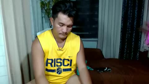 hunkylloyd online show from October 17, 5:44 am