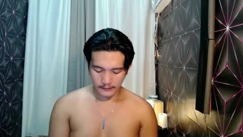 hunkylloyd online show from February 10, 7:36 am