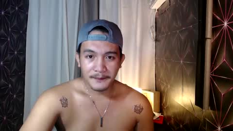 hunkylloyd online show from December 30, 1:14 pm