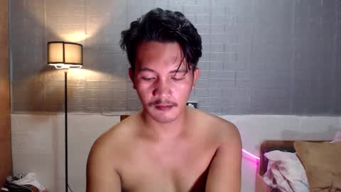 hunkylloyd online show from February 20, 12:18 pm