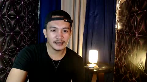 hunkylloyd online show from December 10, 11:31 pm