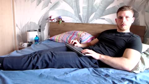 Snapshot of hunterbridges chatting on March 7, 8:13 am Hunter Bridges online show from March 7, 8:13 am