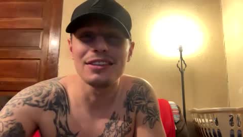 husbandandwife2011 online show from February 25, 2:47 am