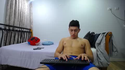 Snapshot of iam_yourbabyprincess_xd chatting on February 18, 4:48 am iam_yourbabyprincess_xd online show from February 18, 4:48 am