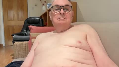 ian53a - mature UK man for same online show from February 3, 11:09 am