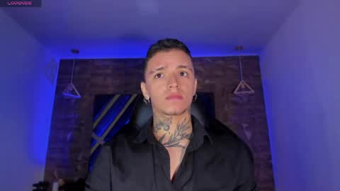 IAN CASTILLO online show from April 20, 11:13 am