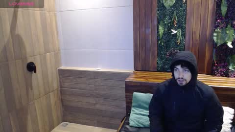 Ian Davis online show from September 11, 11:31 am